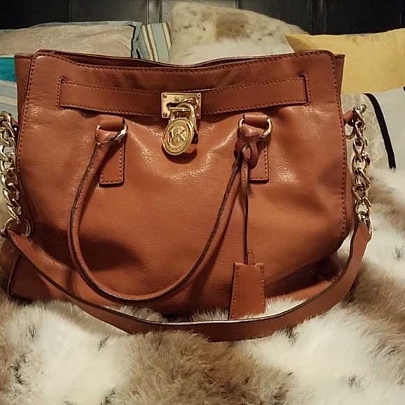 Michael Kors Handbags - Michael Kors purse